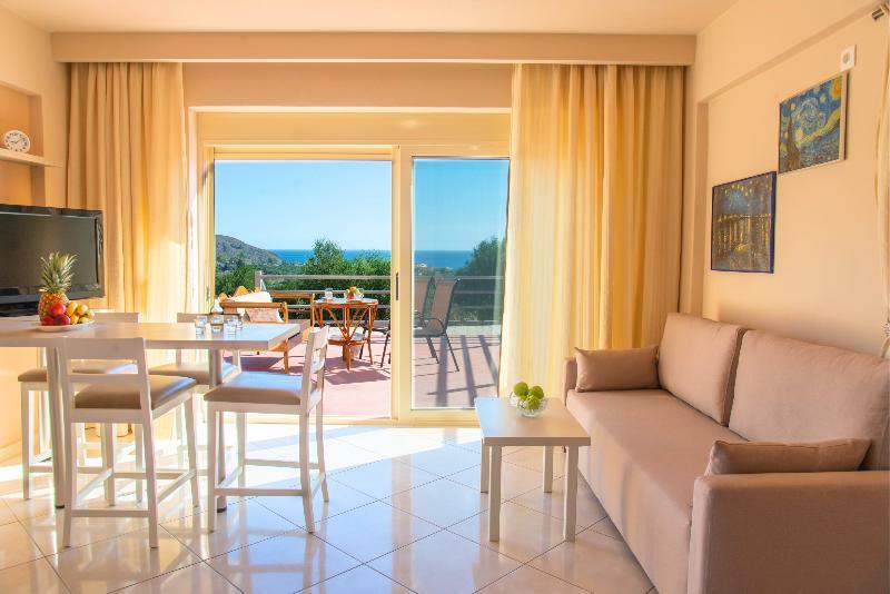 Aqua Blue Villas With Heated Pool Mathés Екстериор снимка